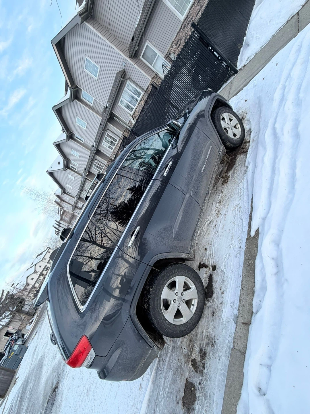 Jeep Grand Cherokee Limited 4x4 SUV - photo 3