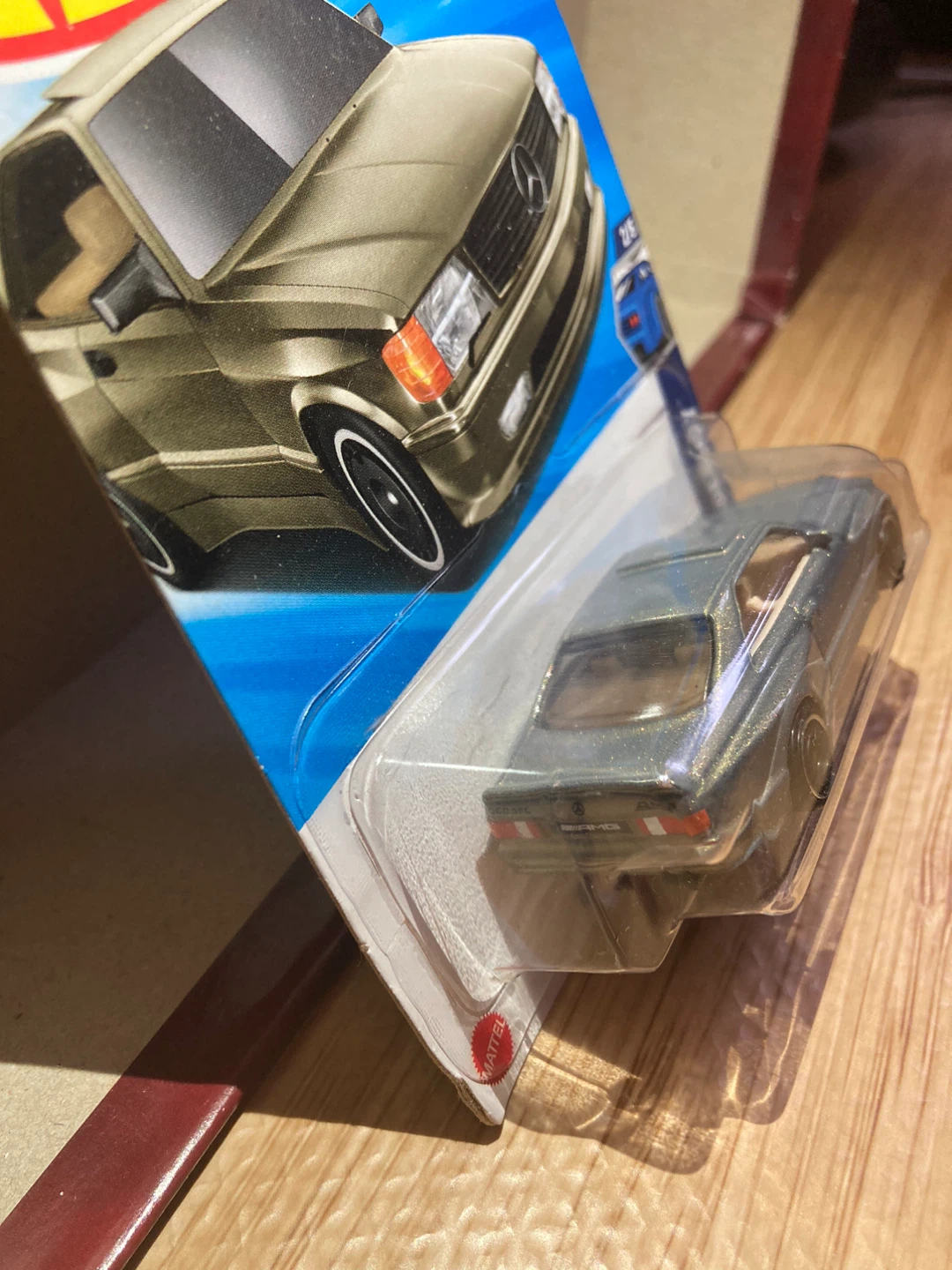 Hot Wheels / 89 Mercedes-Benz 560 SEC AMG / Silver Yellow - photo 3
