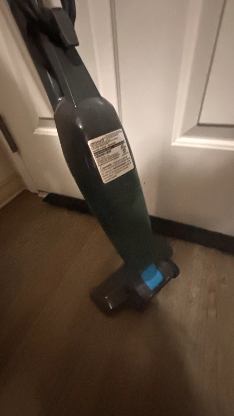 Bissell Stick Vacuum 🥕 - photo 3