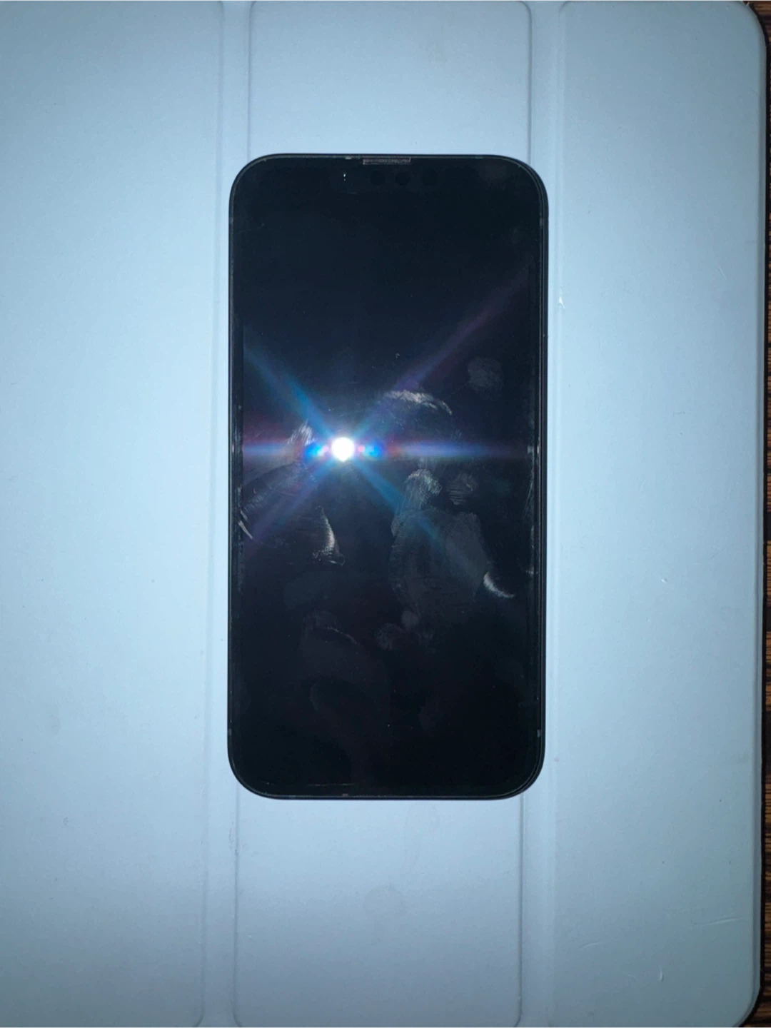 iPhone 13 w 128 gb - photo 2