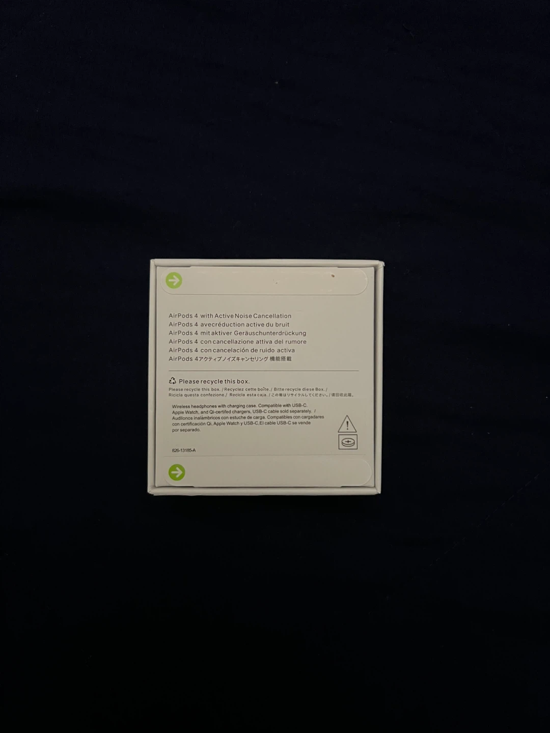 Apple AirPods Pro (4th generation ) with charging Case - photo 2