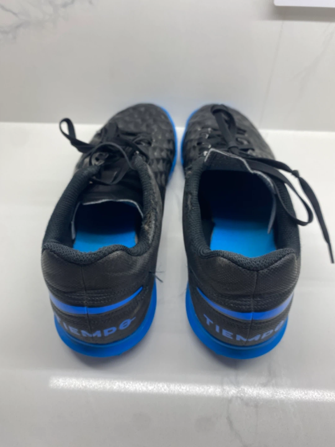 Nike indoor Tiempo soccer cleats - photo 4