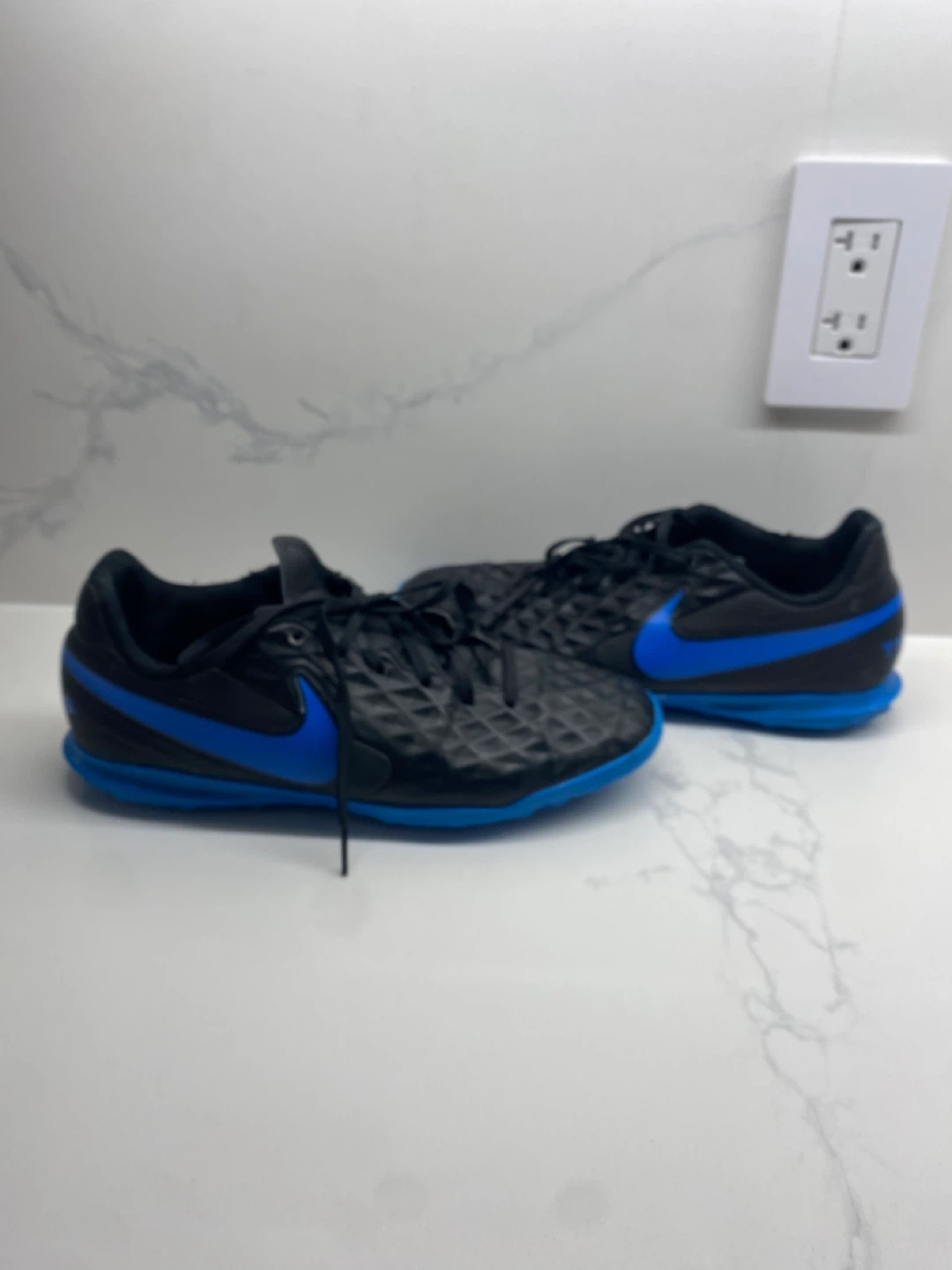 Nike indoor Tiempo soccer cleats