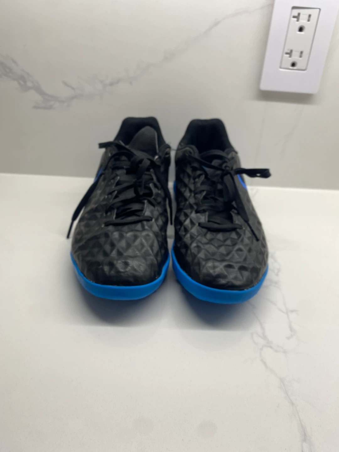 Nike indoor Tiempo soccer cleats - photo 3