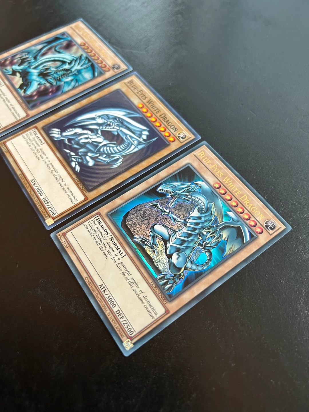 Yu-Gi-Oh! Blue-Eyes White Dragon Card Lot - photo 4