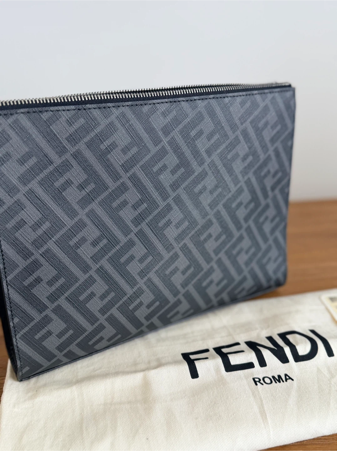 Fendi Diagonal Clutch - photo 3