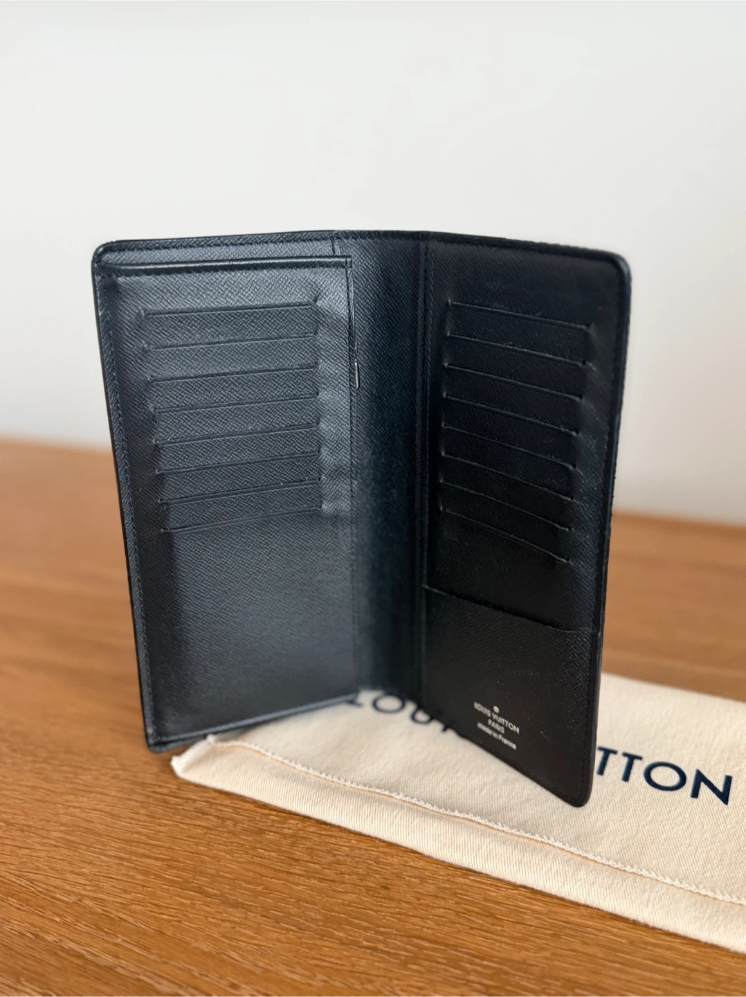 Louis Vuitton Brazza Wallet - photo 5