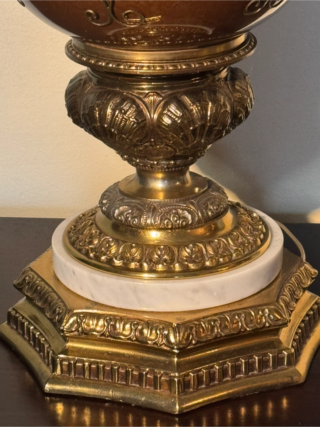 Pair of Vintage Brass Ornate Table Lamps - photo 2