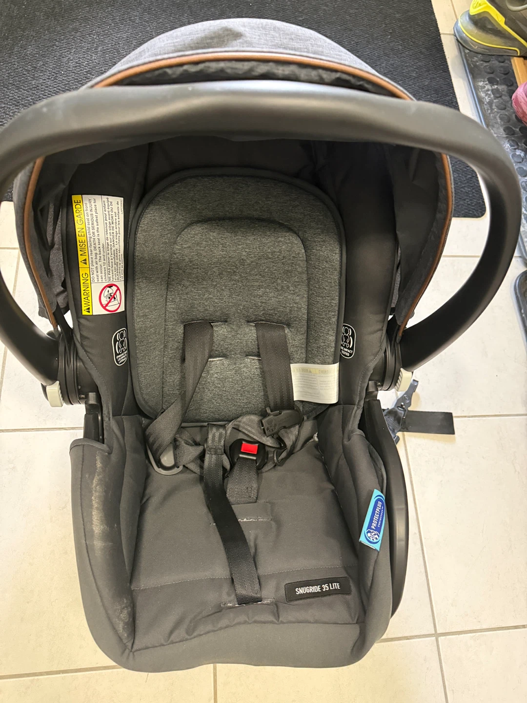 Graco SnugRide 35 Lite Infant Car Seat - photo 2
