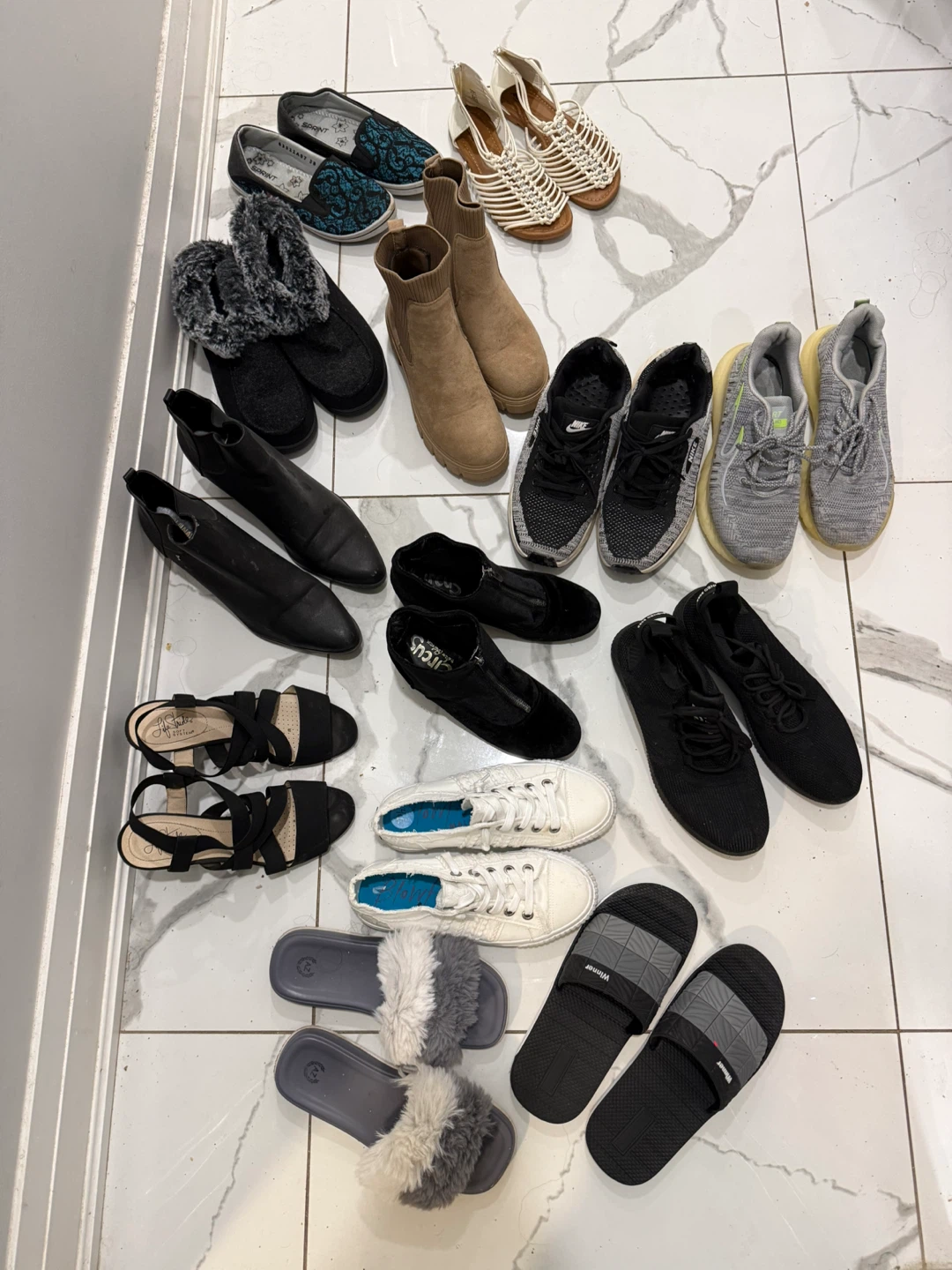 Assorted Women's Shoes - photo 2