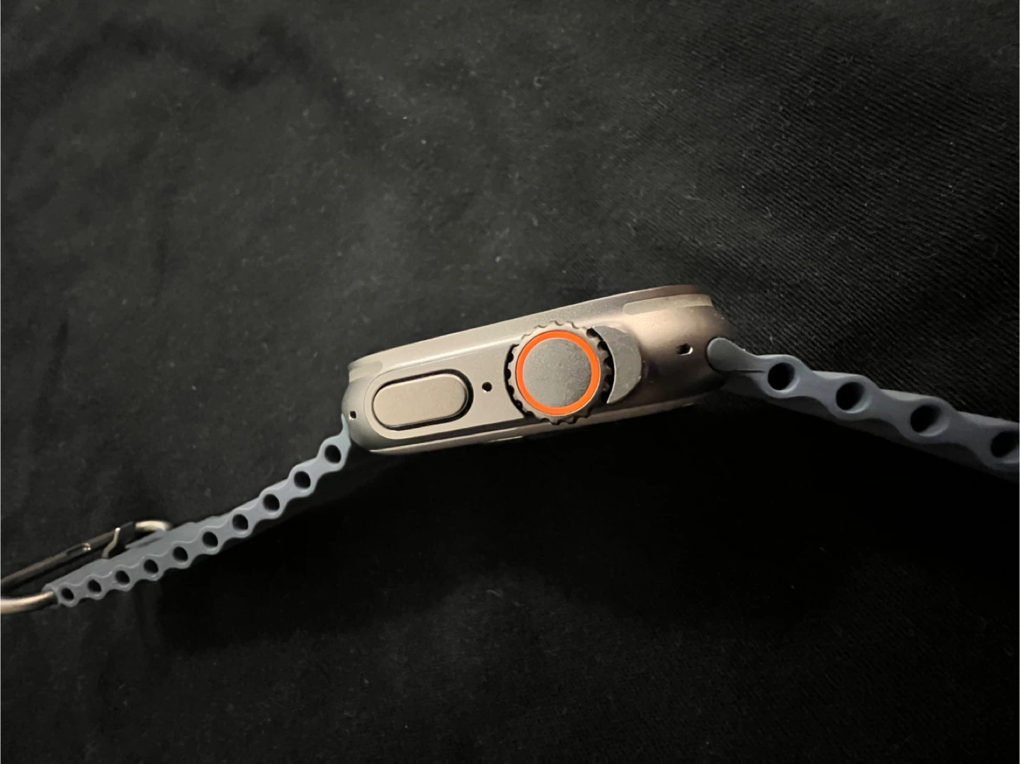 Apple Watch Ultra 3 - 49mm Titanium Case - photo 3