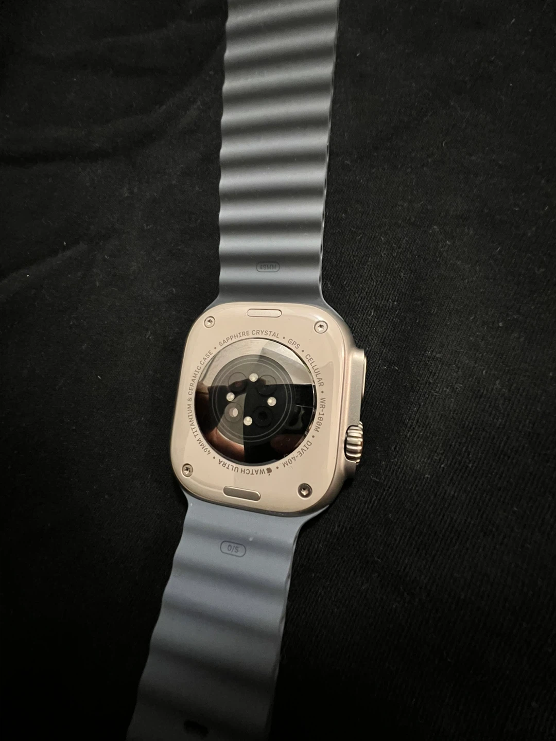 Apple Watch Ultra 3 - 49mm Titanium Case - photo 4