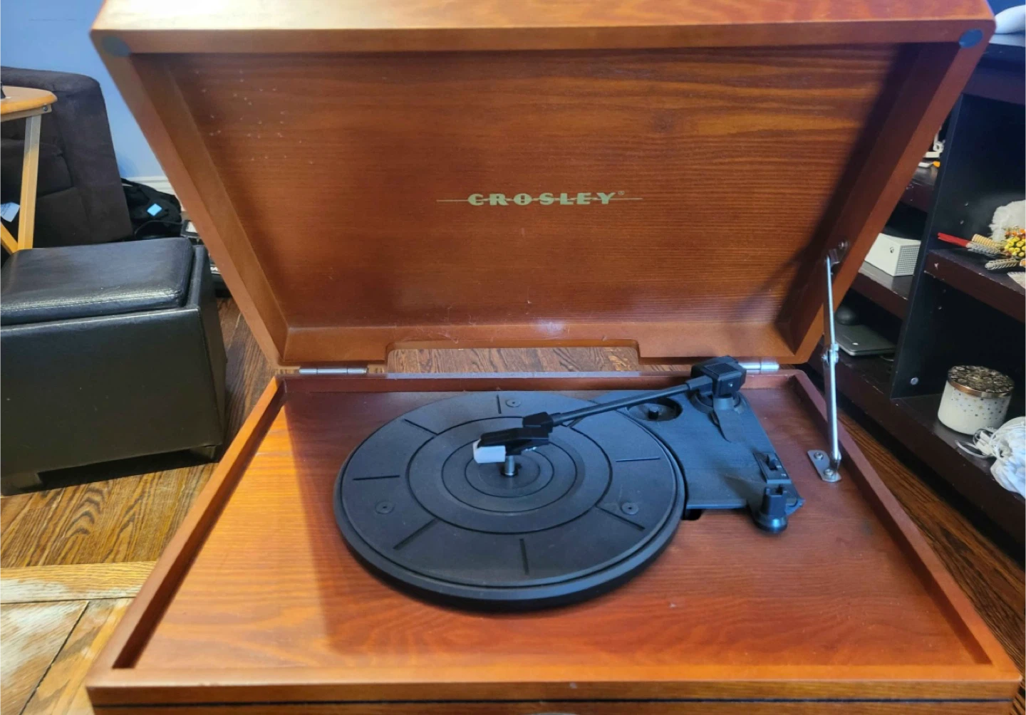 Crosley Record Player with Radio Antique - photo 2