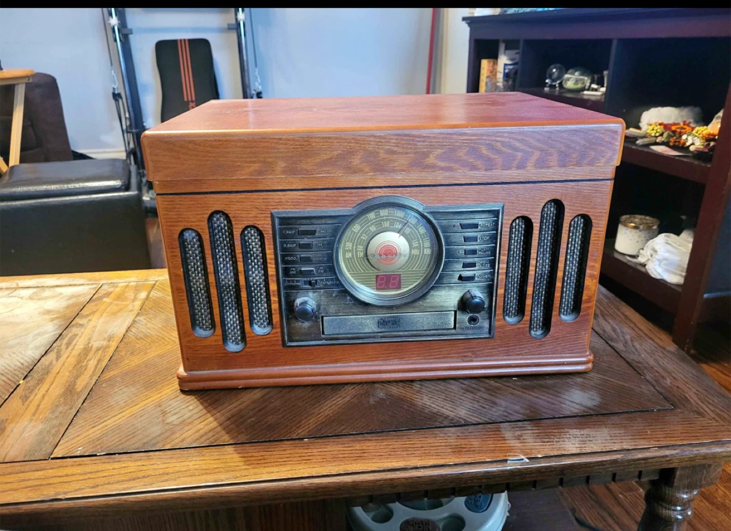 Crosley Record Player with Radio Antique