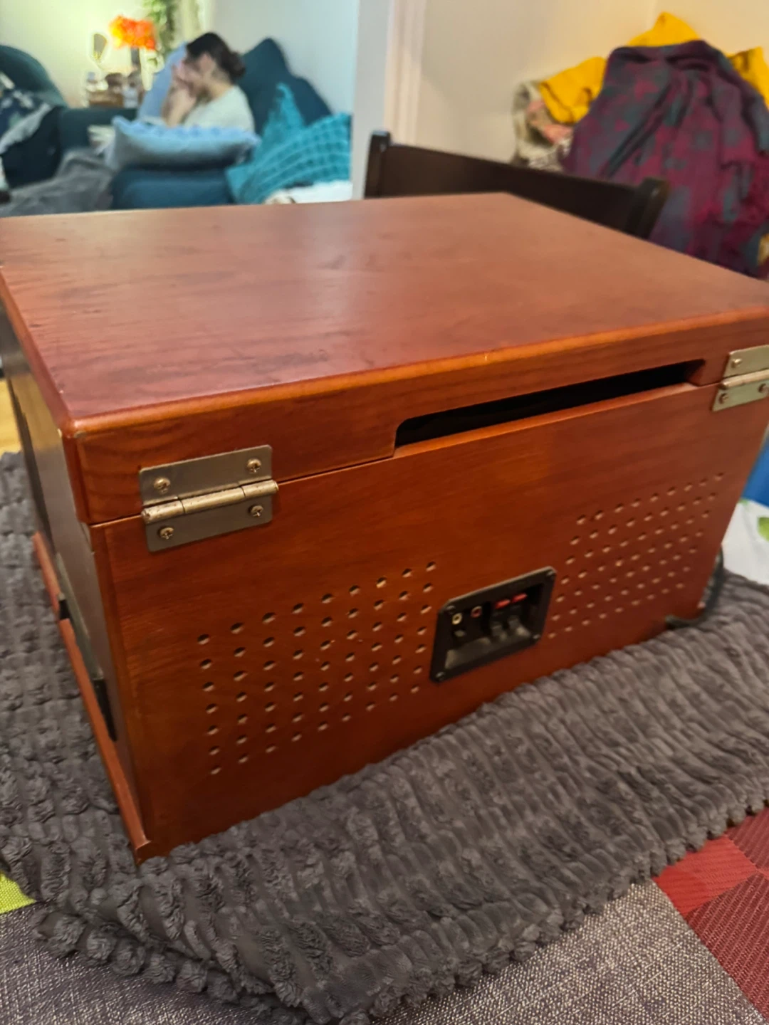 Crosley Record Player with Radio Antique - photo 4