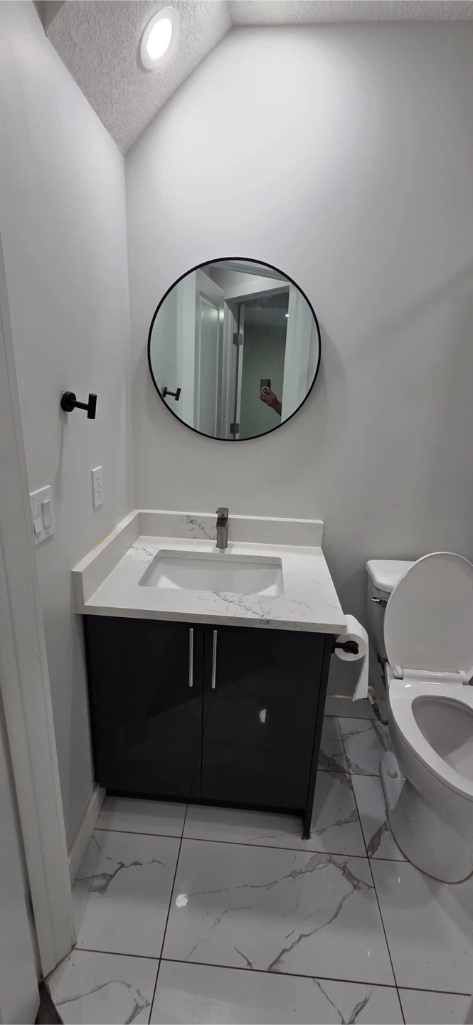 Private room available for females in a sharing basement - photo 4