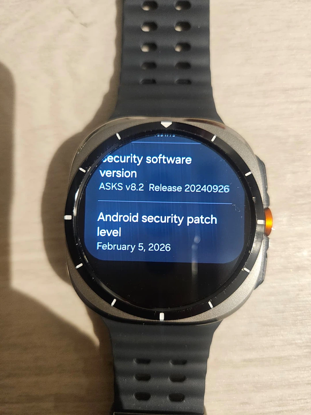 Samsung Galaxy Ultra Smartwatch unlocked! - photo 2