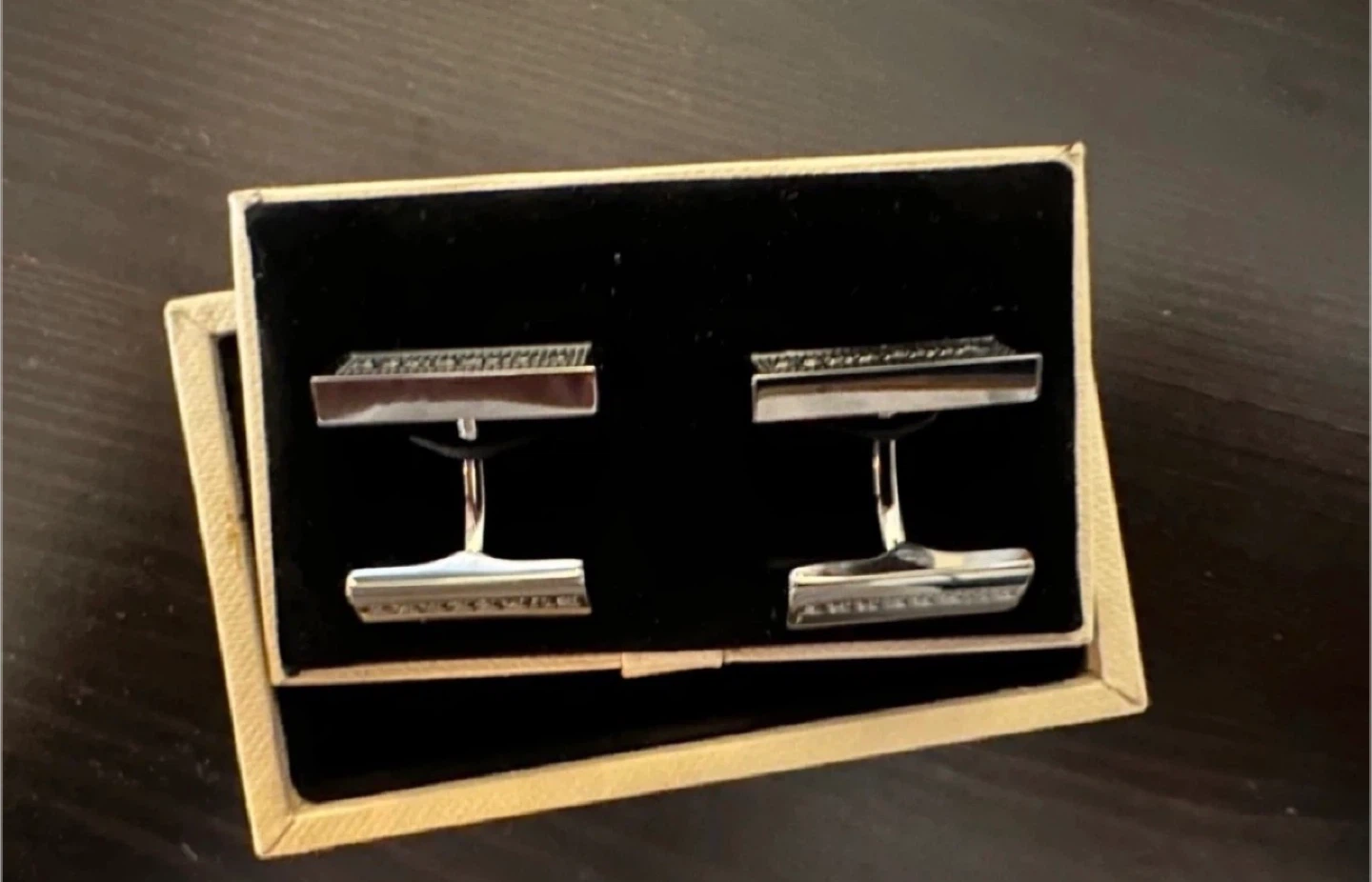 Authentic Burberry Cufflinks - photo 3