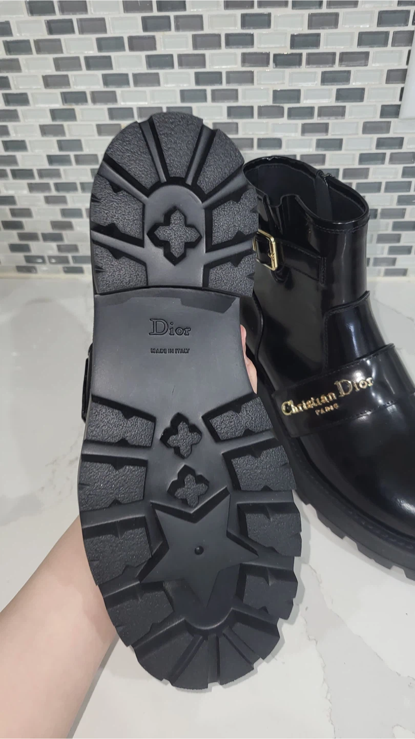 Christian Dior Black Patent Leather Boots - photo 3