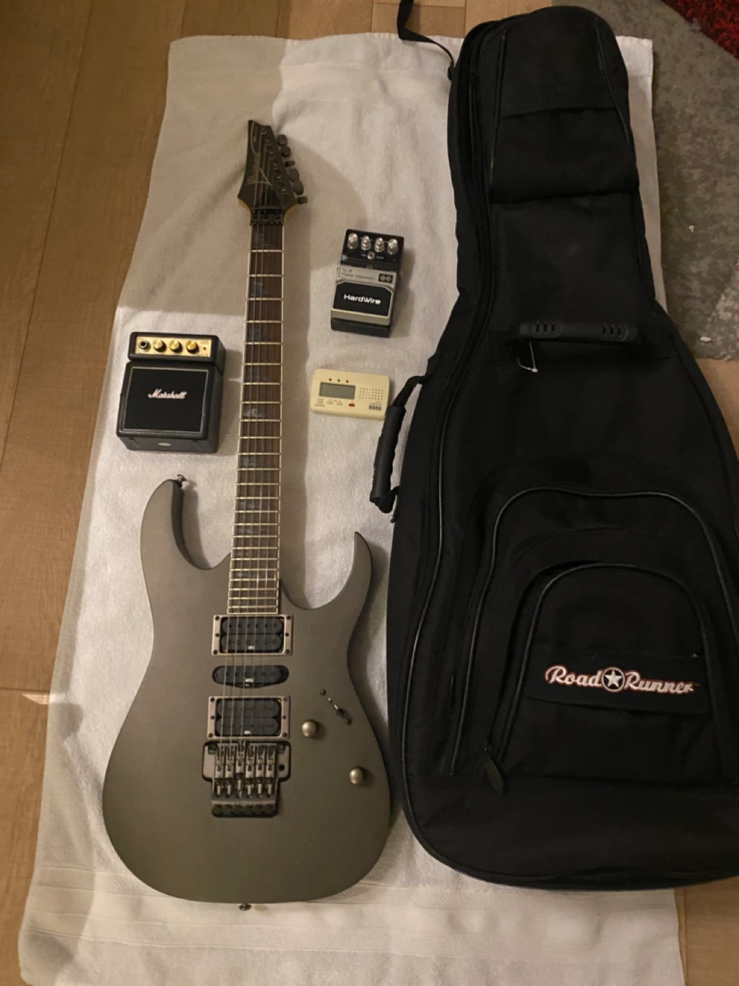 Ibanez RGEX1 Electric Guitar w/ Accessories
