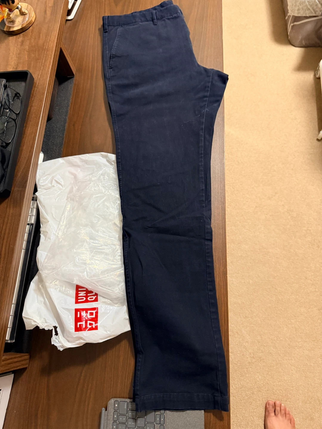 Uniqlo Slim Chino Pants - Navy - size 34 - photo 3