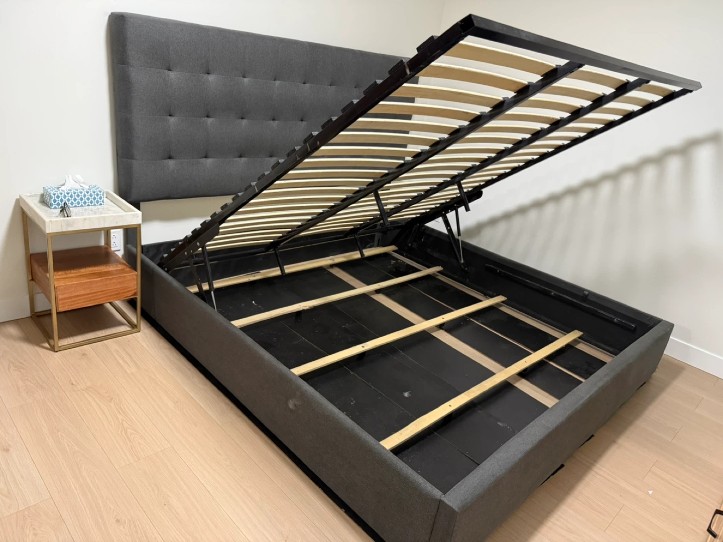 King Grey Upholstered Storage Bed Frame with Lift-Up Slats