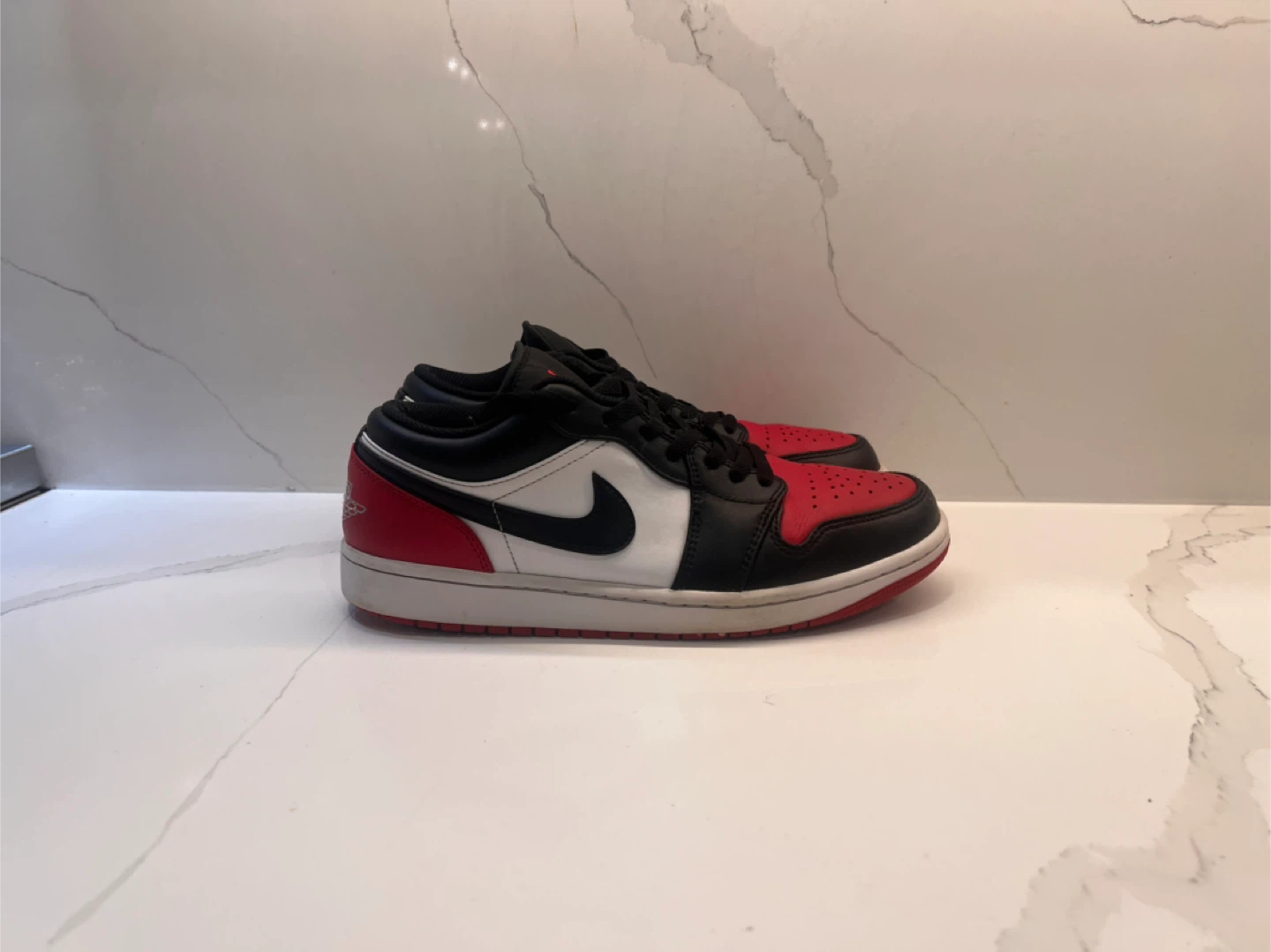 Air Jordan 1 Low Sneakers size 9