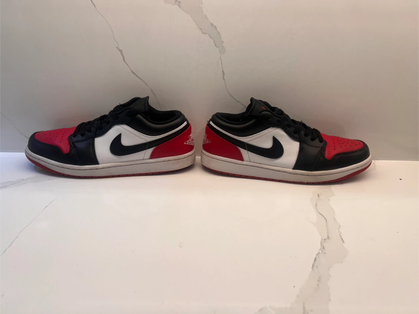 Air Jordan 1 Low Sneakers size 9 - photo 2