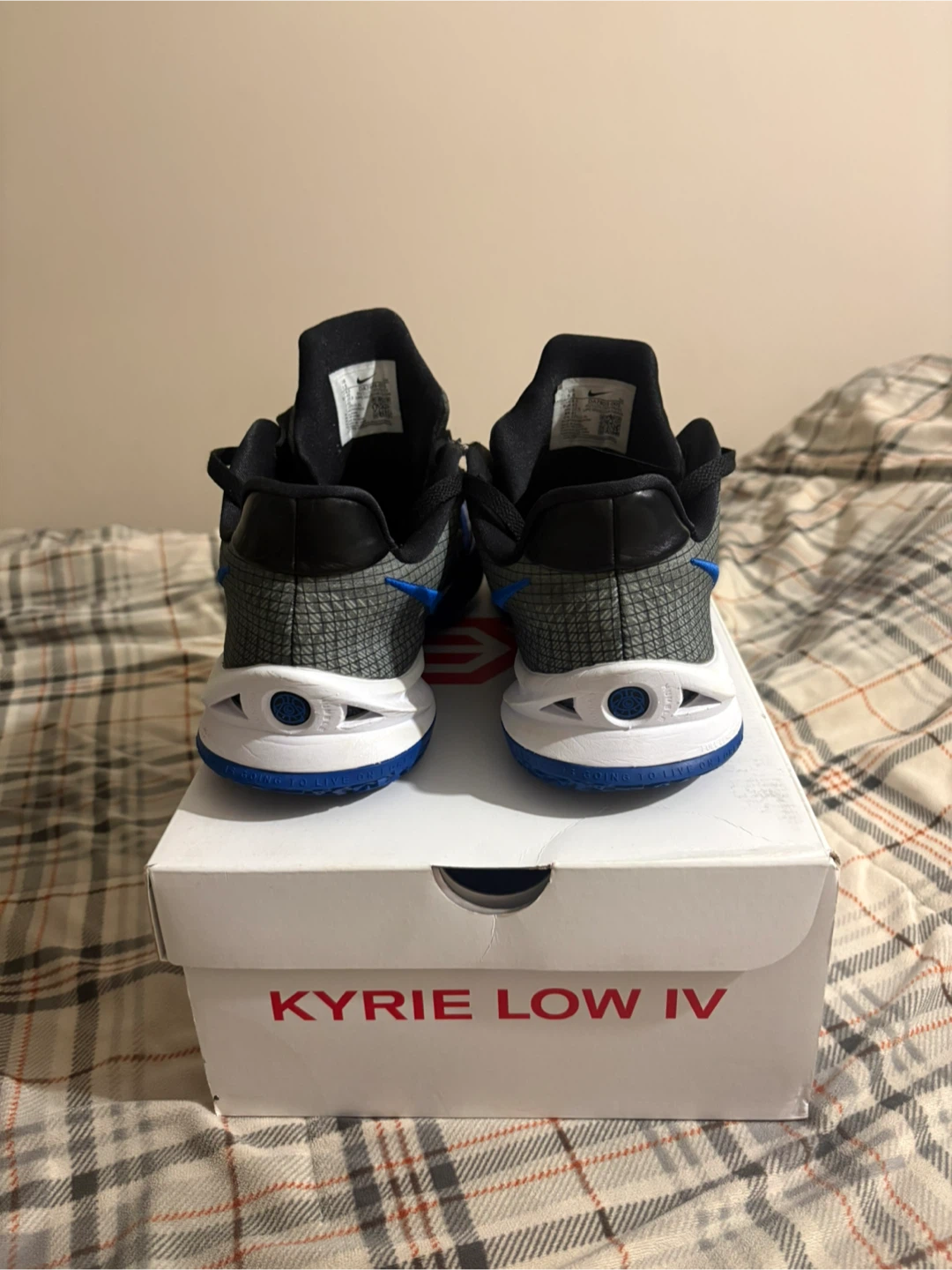 Size: 9.5 / “Kyrie Low 4 TB” / See the last pic. - photo 3