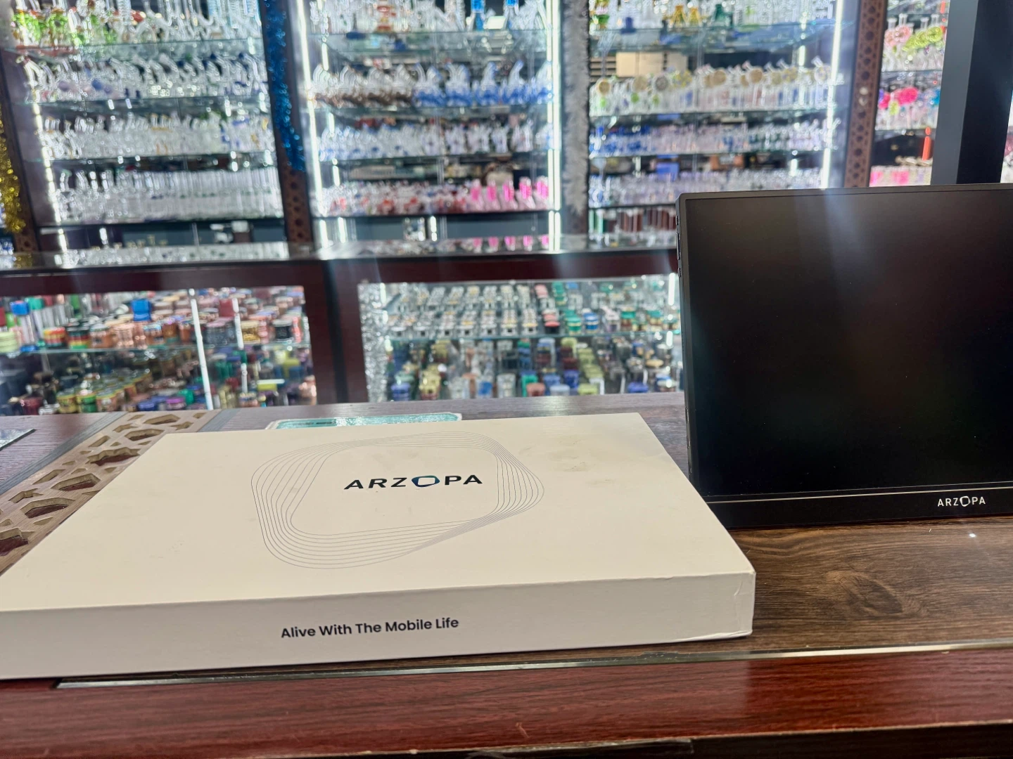 Arzopa Portable Monitor - photo 3