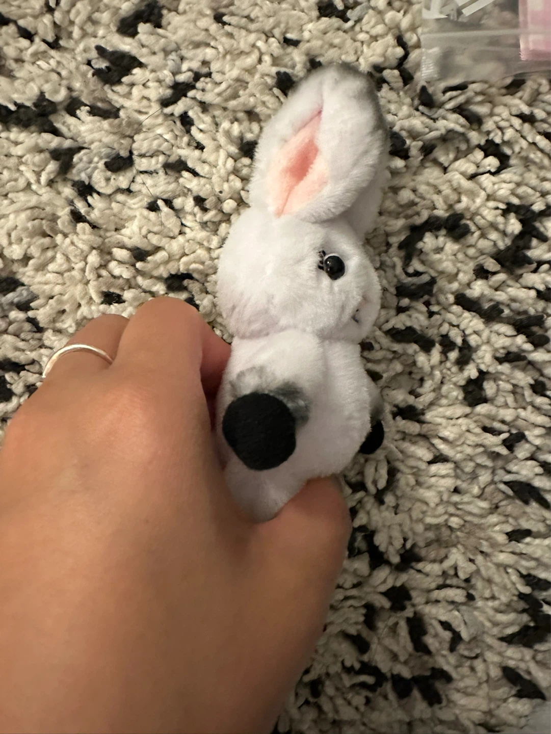 Plush bunny keychain - photo 2