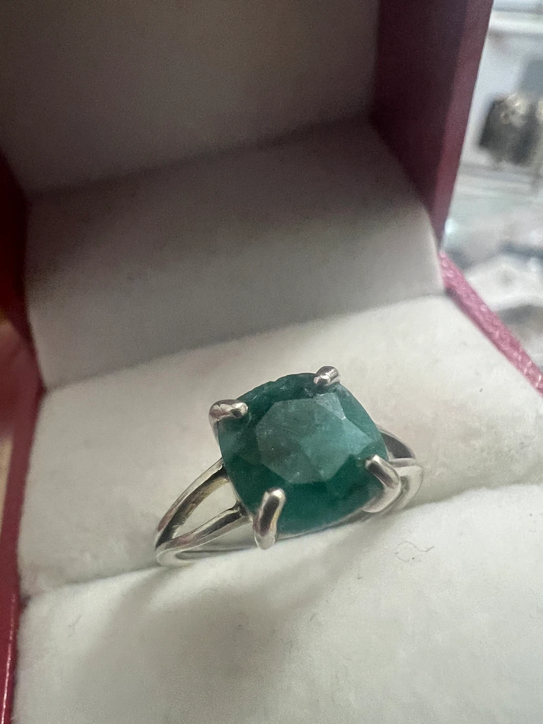 925 Emerald Ring in Silver Setting - photo 2