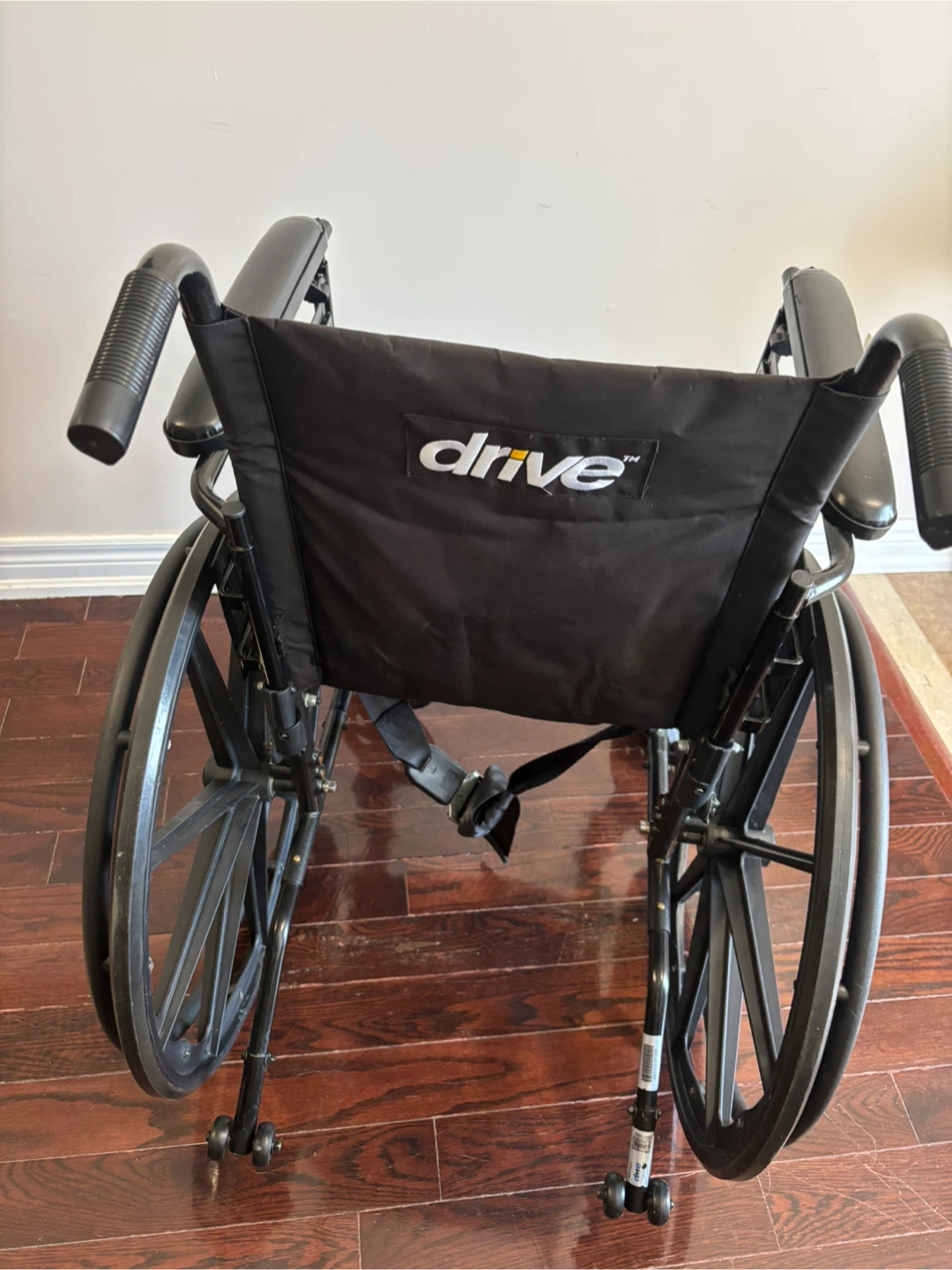 Drive Medical Wheelchair - photo 3