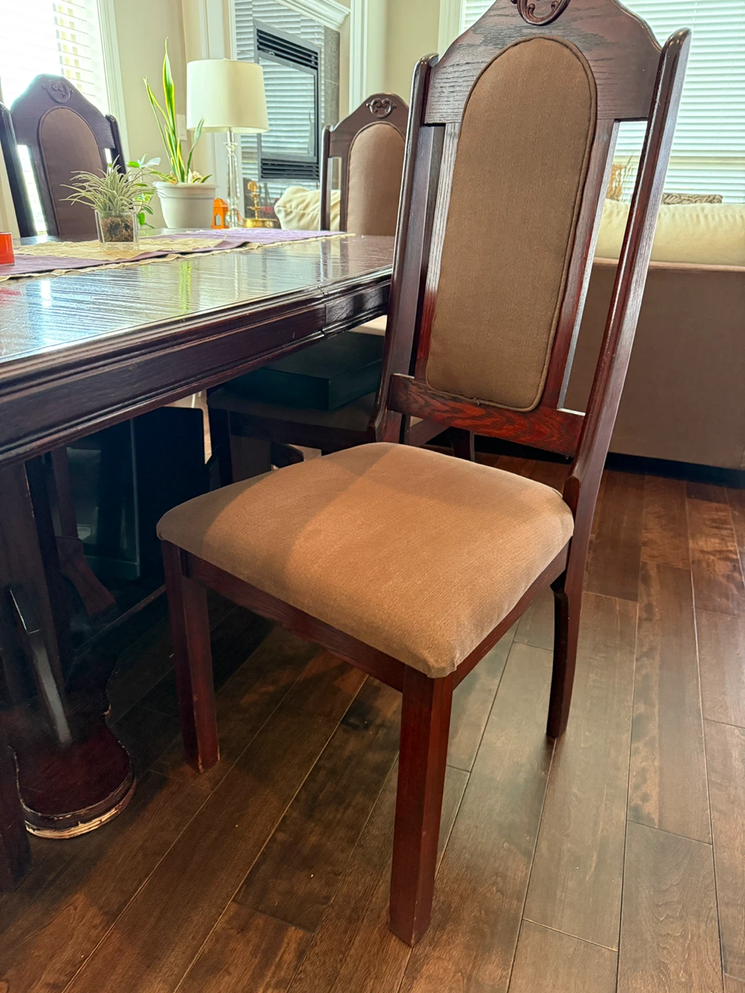 Wooden Dining Set with Hutch and Chairs - photo 3