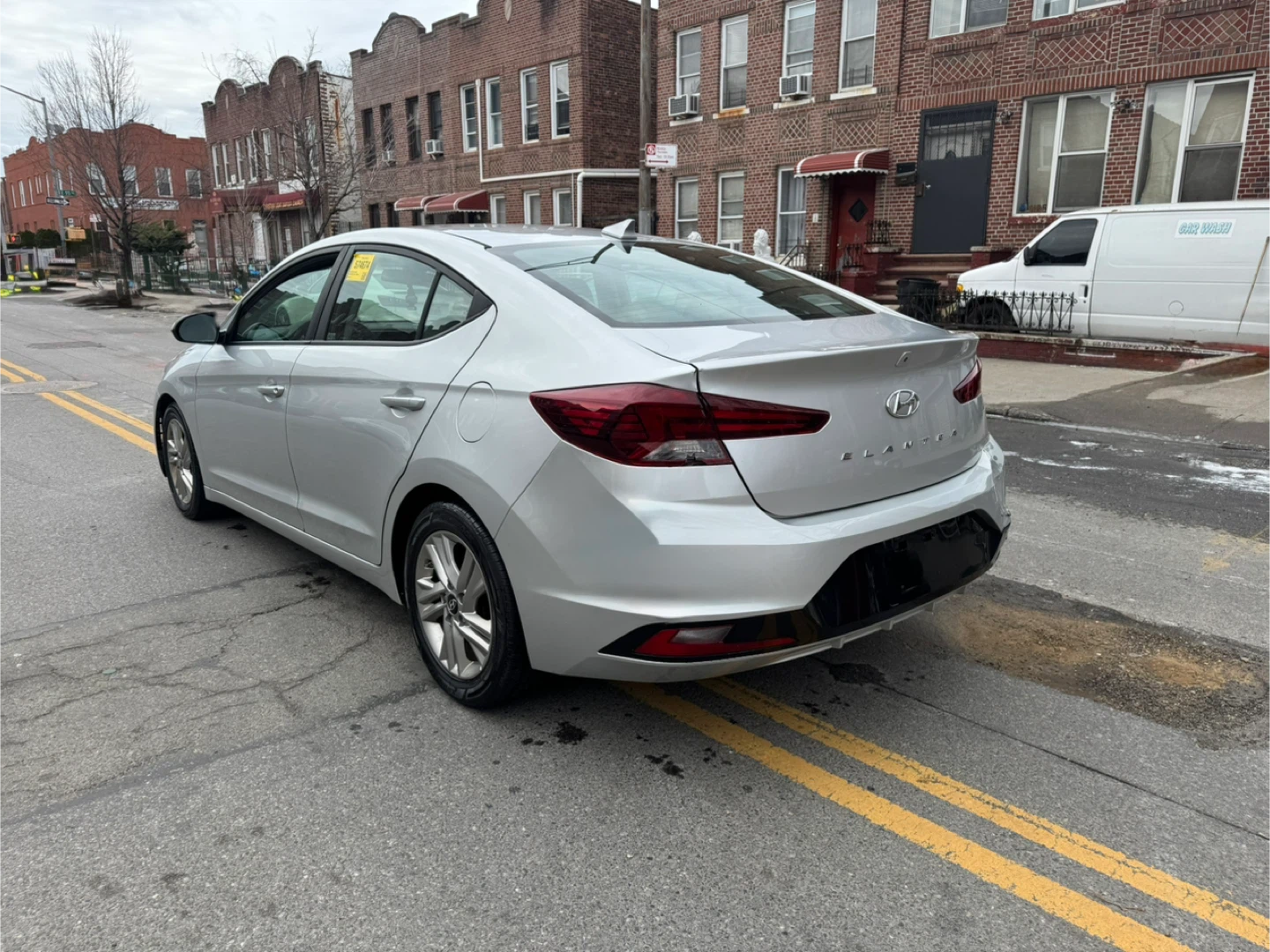 Silver Hyundai Elantra Sedan - photo 5