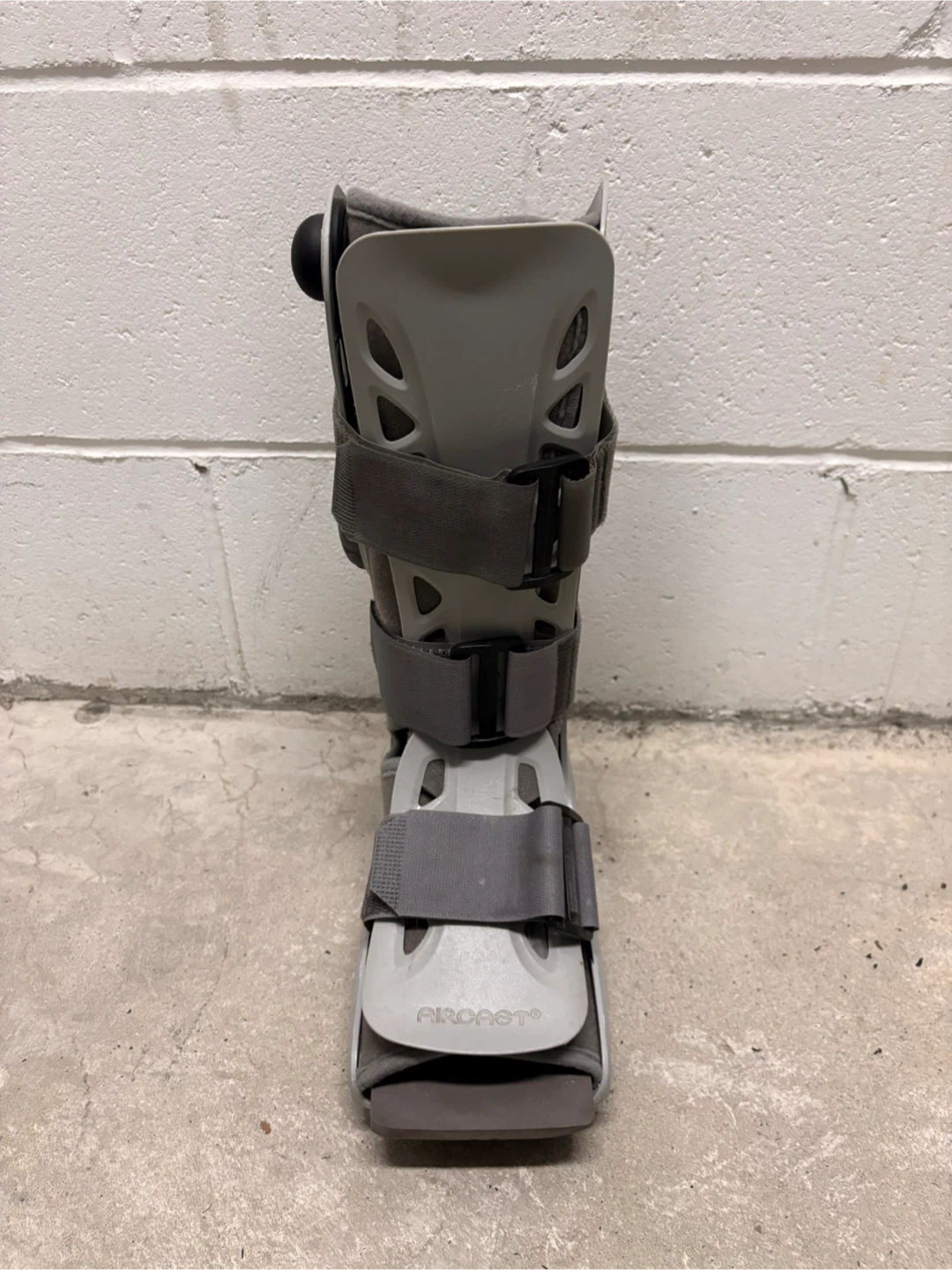 Aircast Walking Boot