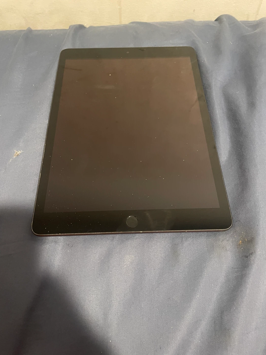 Apple iPad 9th generation - photo 3