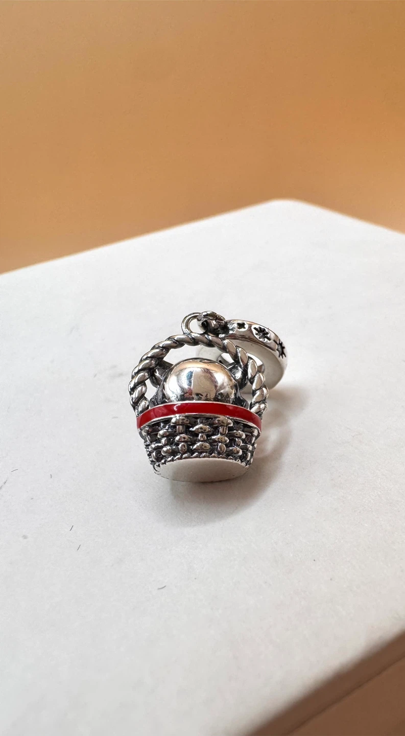 Sterling Silver Charm Cat in Basket Pendant - photo 3
