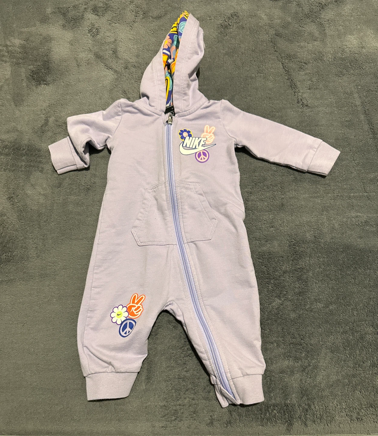 Nike Baby Girls 3-6 Months Lilac Peace & Love Onesie