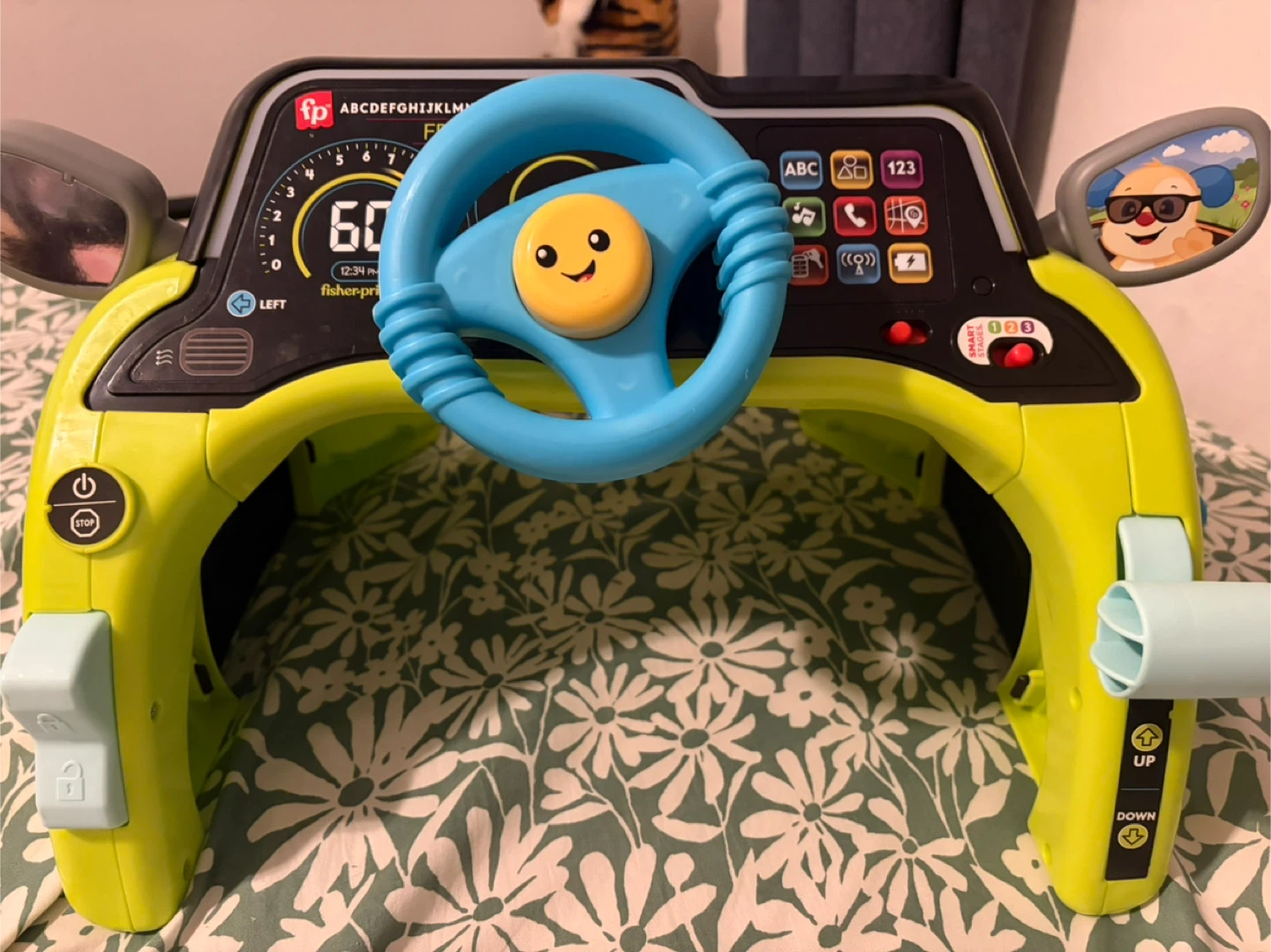 Fisher-Price Laugh & Learn Smart Car Ride-On Toy - photo 4