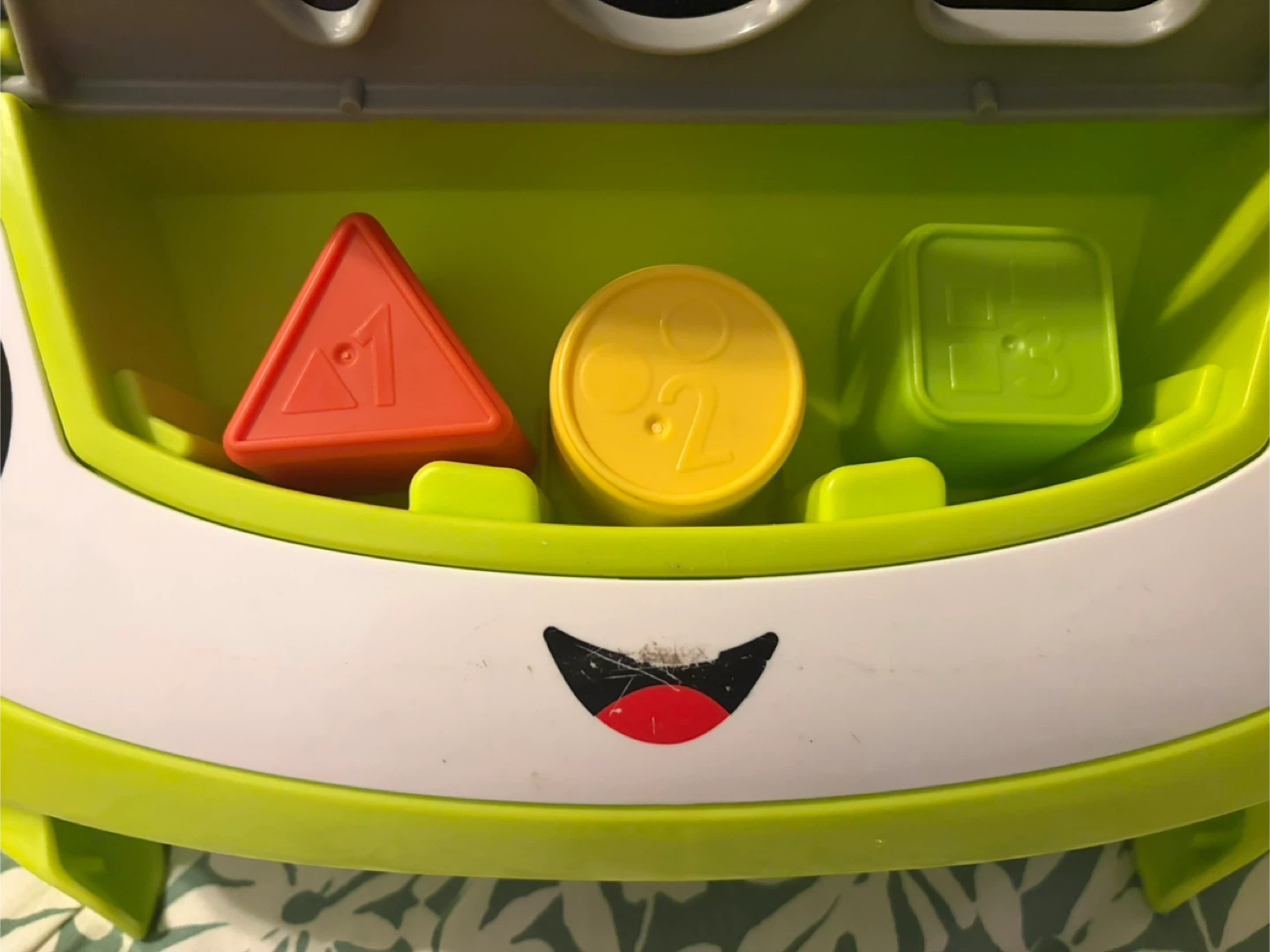 Fisher-Price Laugh & Learn Smart Car Ride-On Toy - photo 2