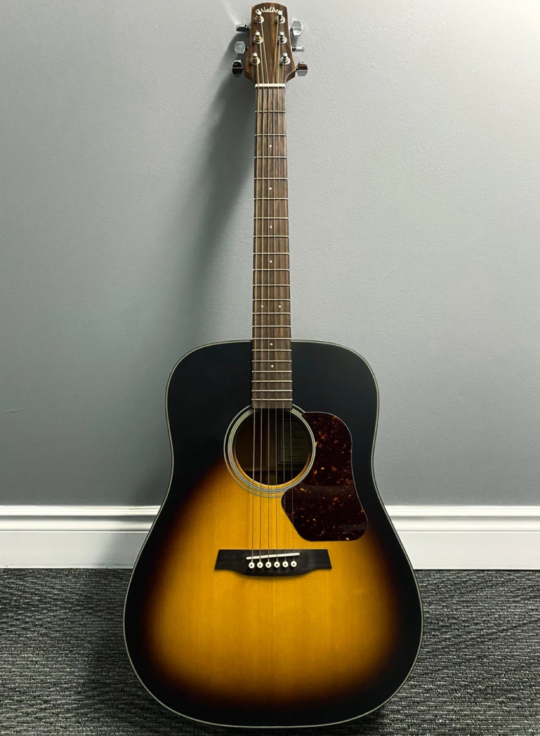 Walden D-550 Tobacco Burst Solid Sitka - photo 2