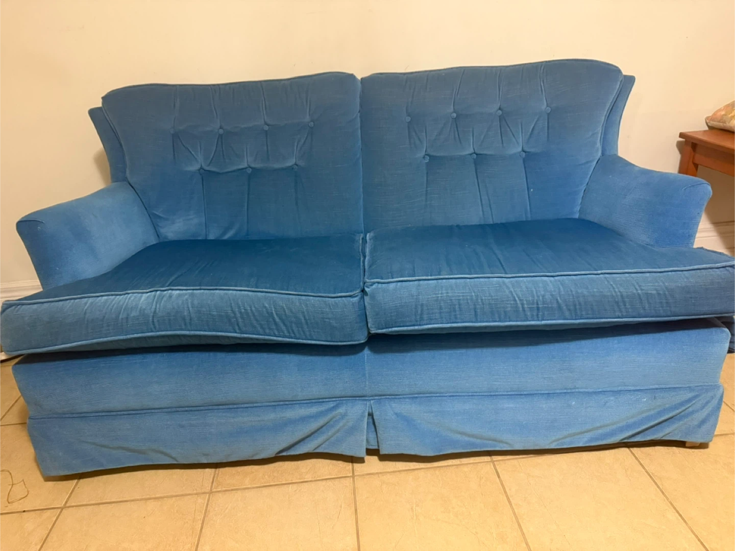 Blue Tufted Sofa - photo 3