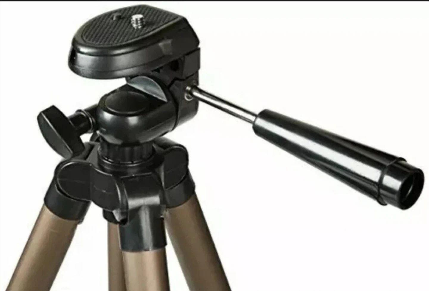 Amazon Basic tripod with Carrying Bag - photo 3