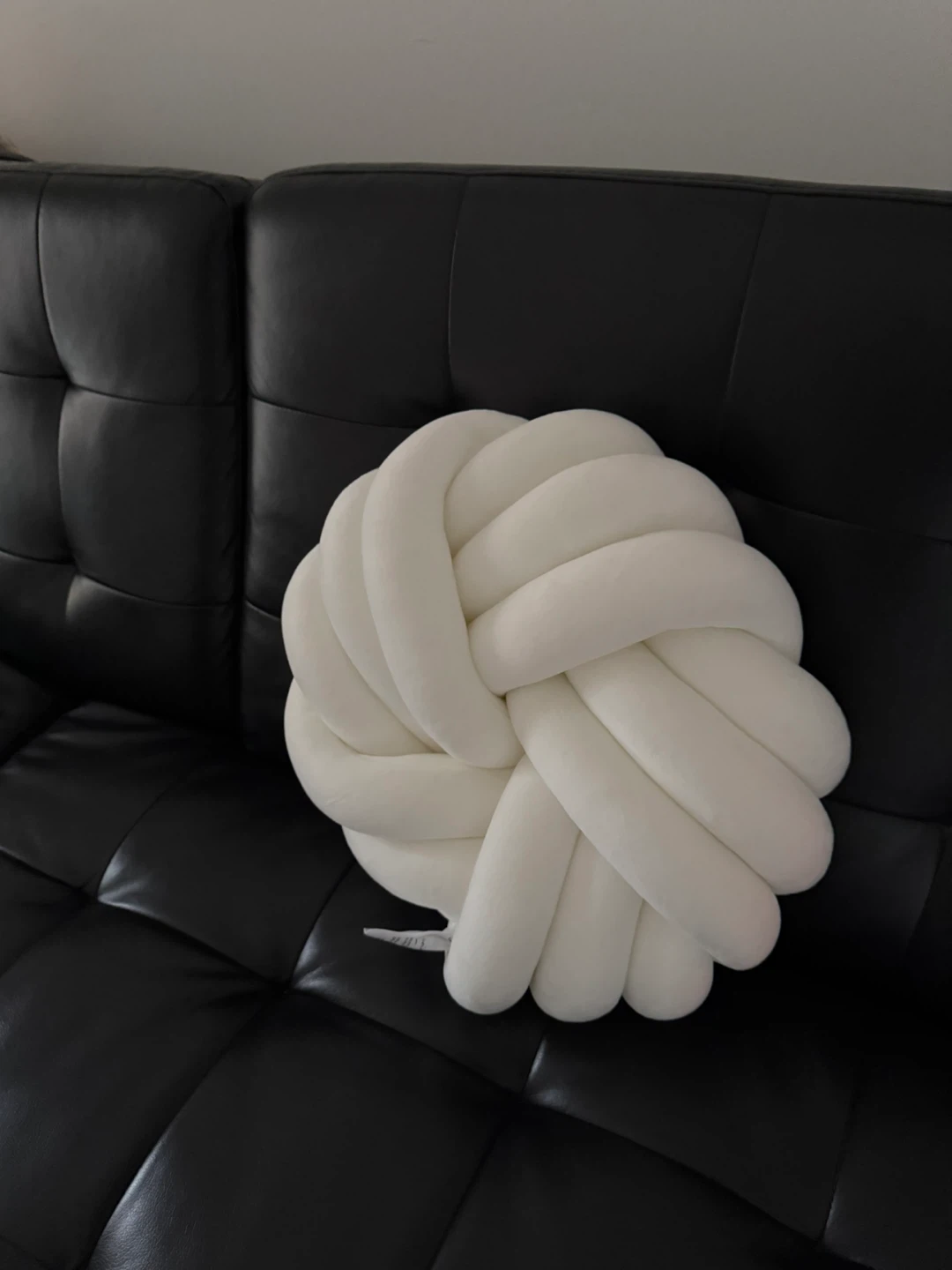 White Knotted Ball Throw Pillow - photo 4