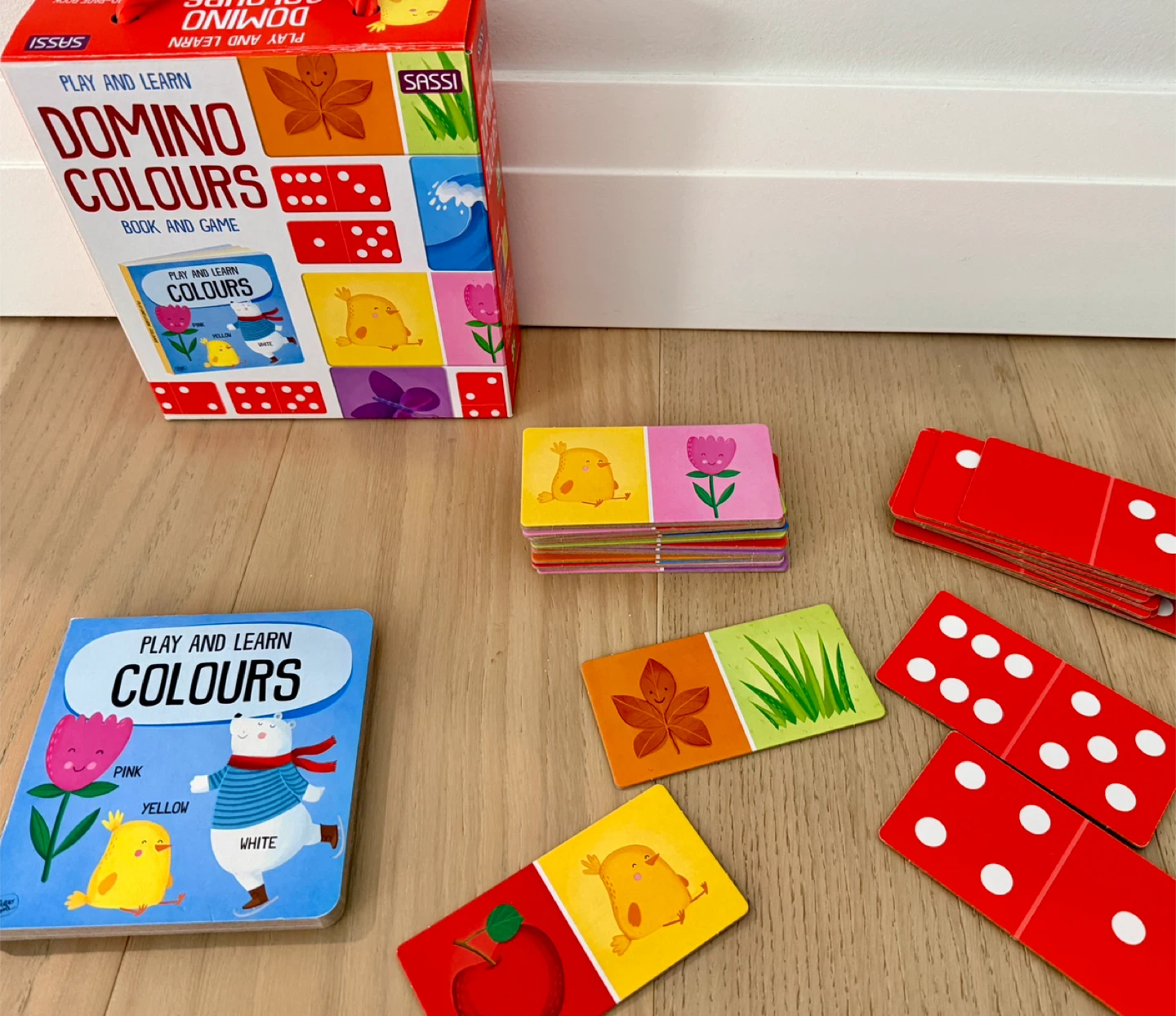 Sassi Play and Learn Domino Colours Book and Game
