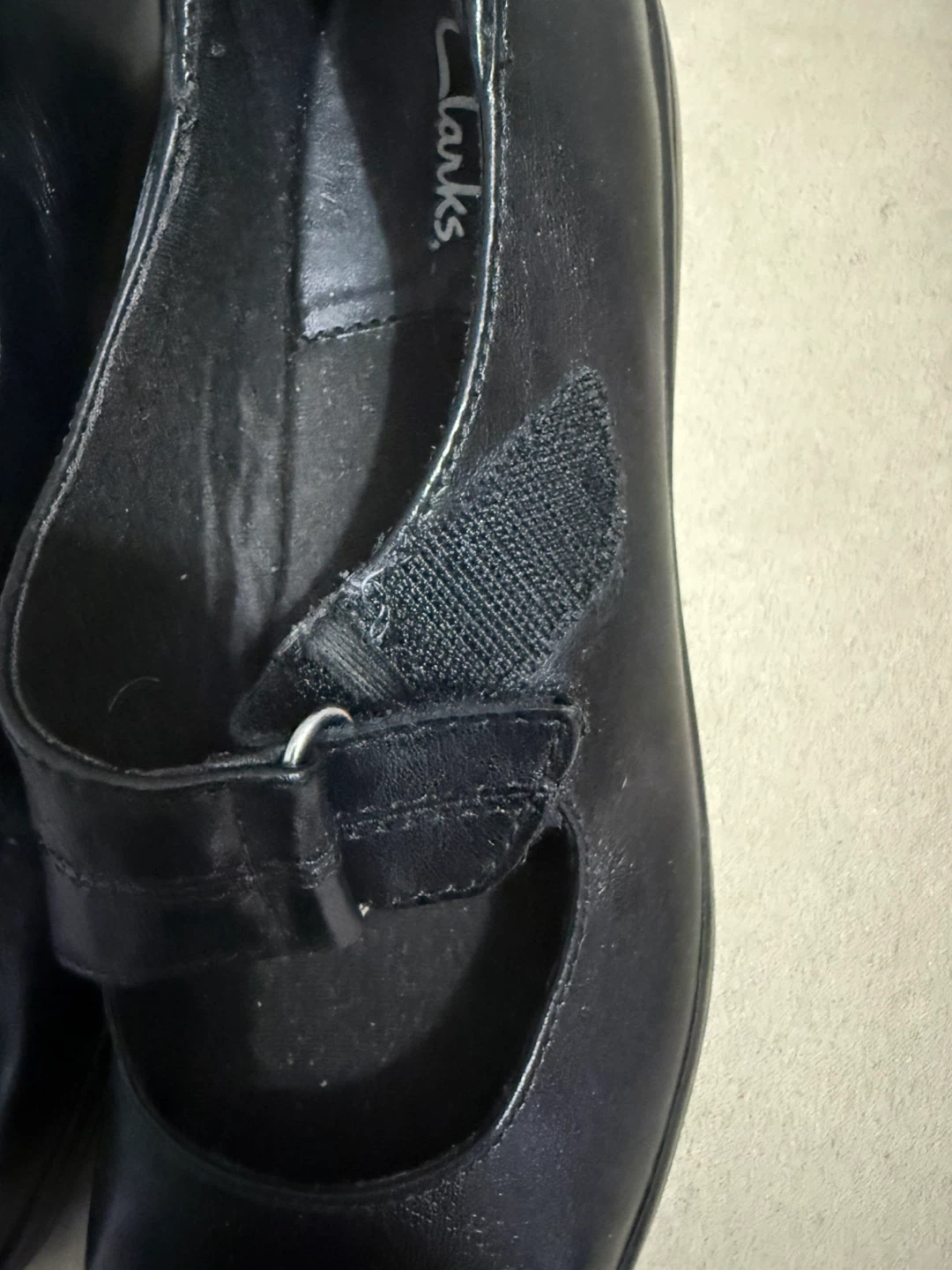 *Brand New* women's Clarks Black Leather Mary Jane's- 8 - photo 2
