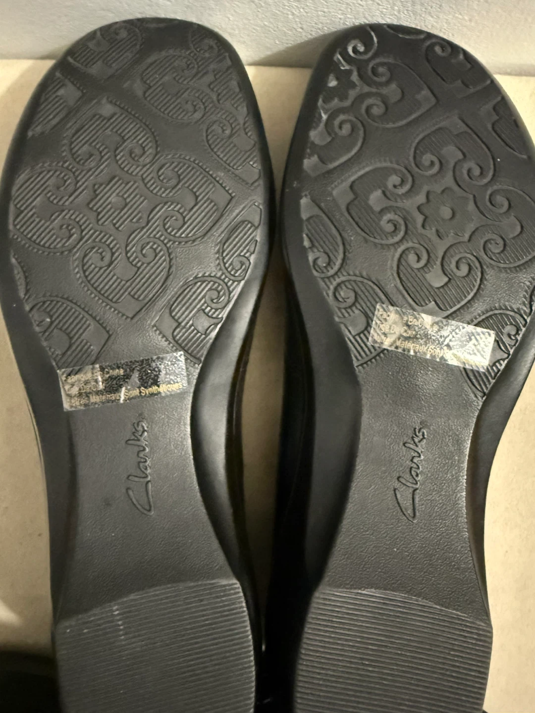 *Brand New* women's Clarks Black Leather Mary Jane's- 8 - photo 3
