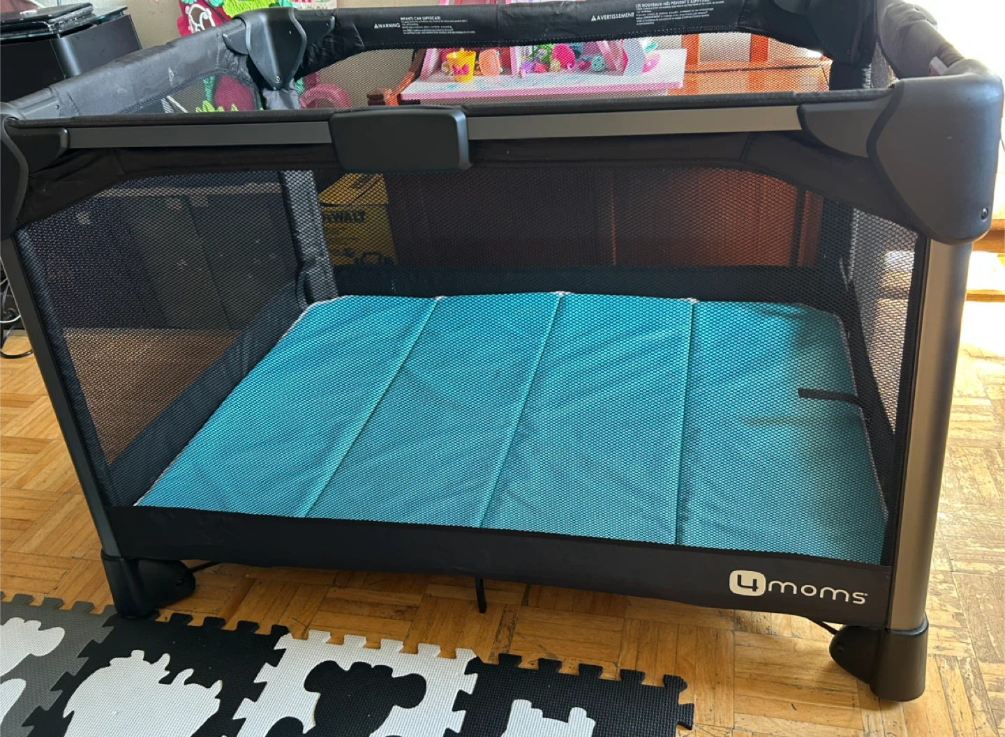 4moms Breeze Playard with Bassinet - photo 3
