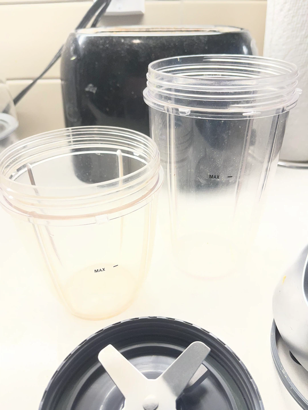 NutriBullet Blender with 2 Cups and Blade (600W) - photo 4